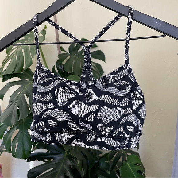 lululemon athletica Other - Lululemon power y bra